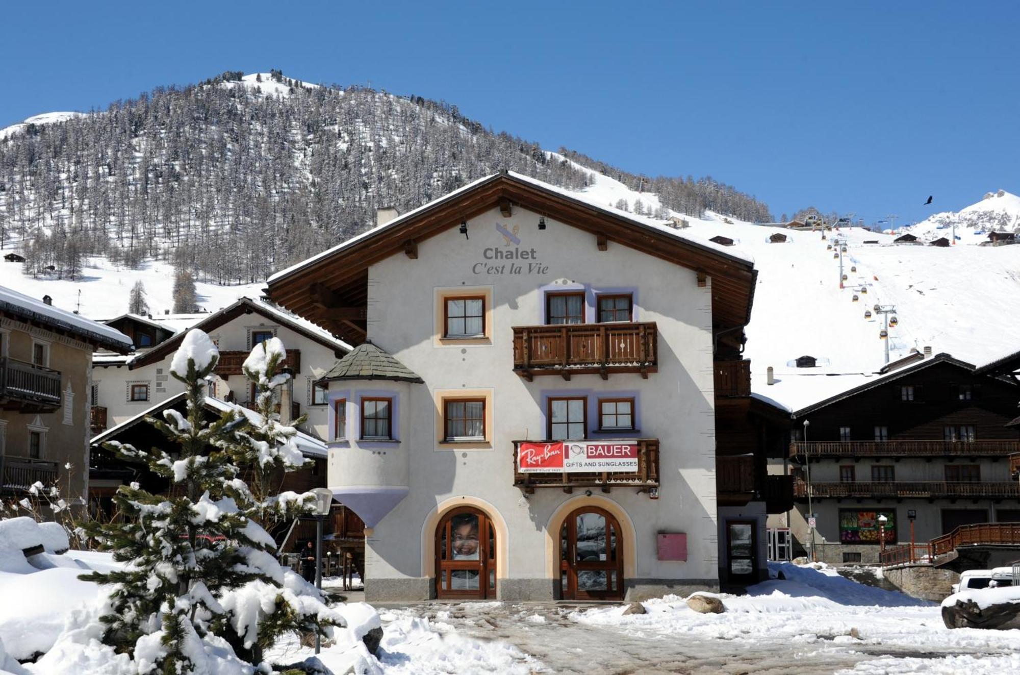 Chalet C'Est La Vie Aparthotel Livigno Exterior foto